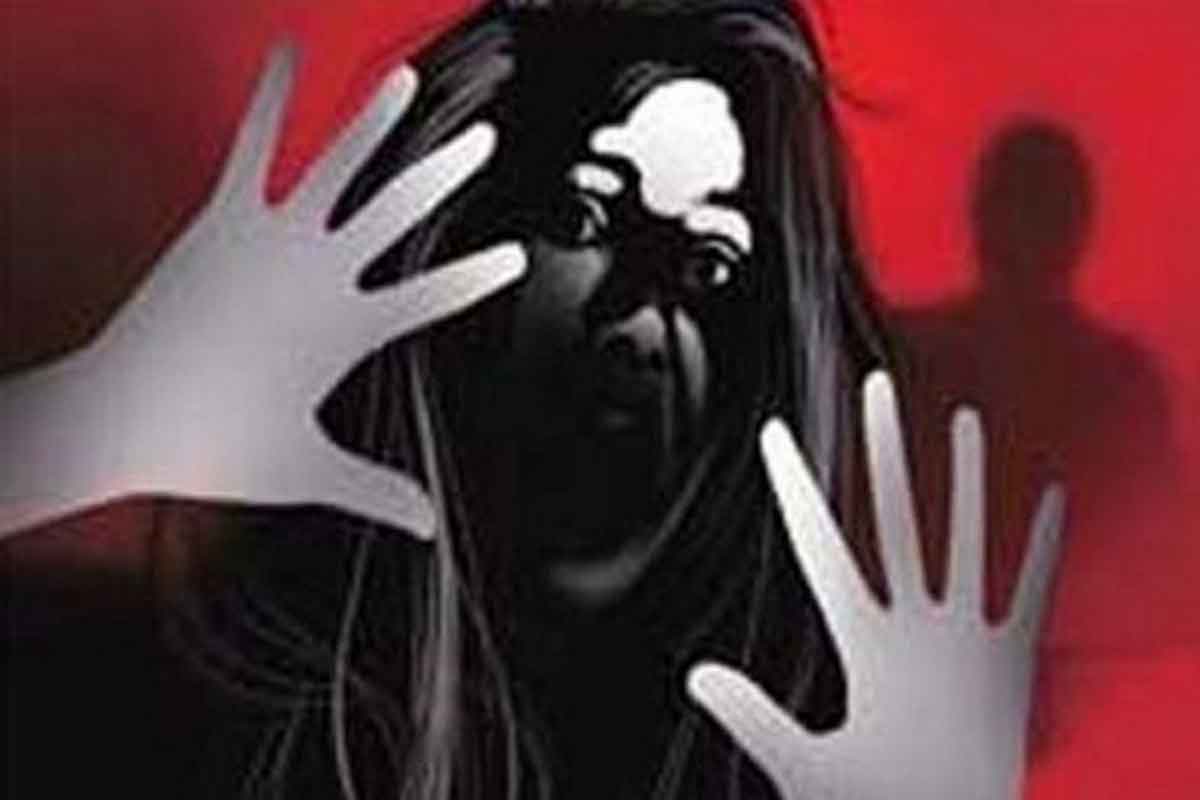 Noida: 5 लोगों ने 13 साल की छात्रा के साथ रेप करने की कोशिश की, दो अरेस्‍ट