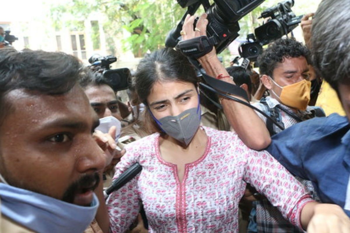 SSR Case: We Will Go After People Who Defamed and Tried To Destroy Her Life and Morale, says Rhea Chakraborty’s lawyer