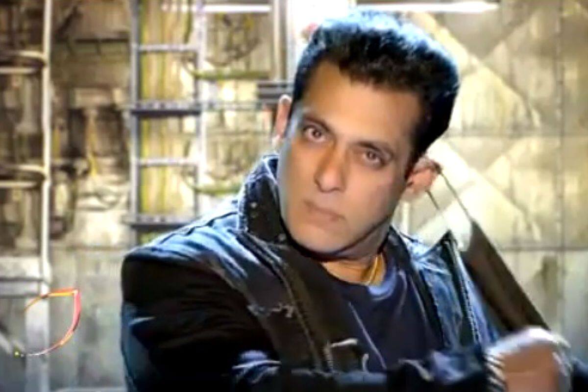 Salman Khan's new promo indicates Bigg Boss 14 'paltega 2020 ka scene';  watch video - Times of India