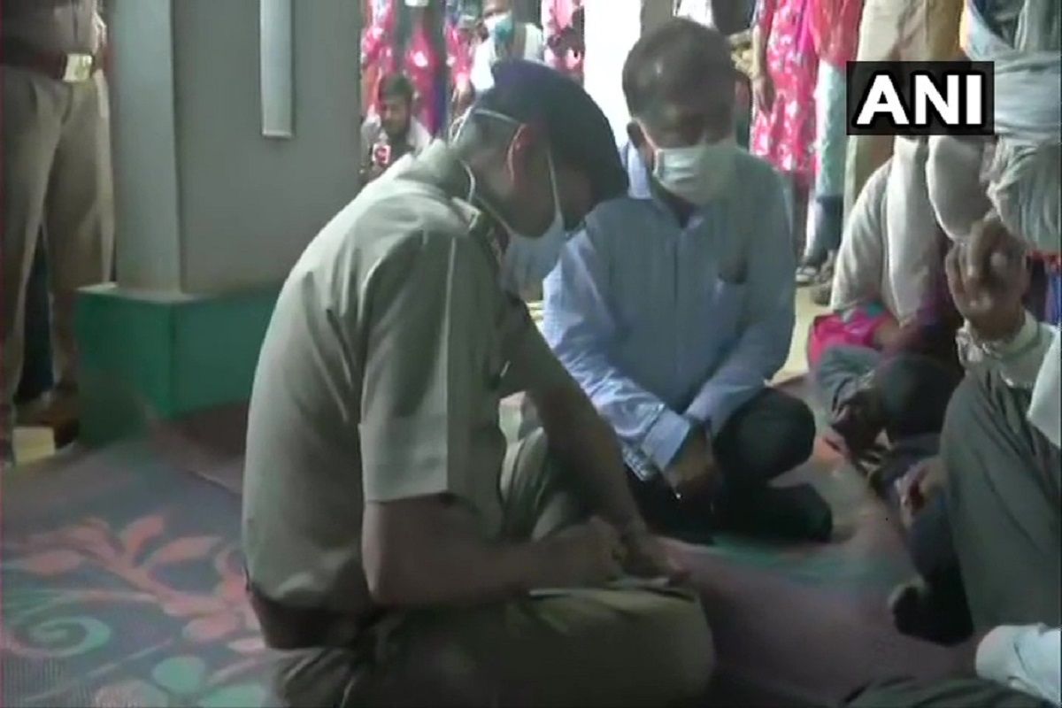 Hathras Gangrape Case: Top UP Officials Including DGP Meet Victim