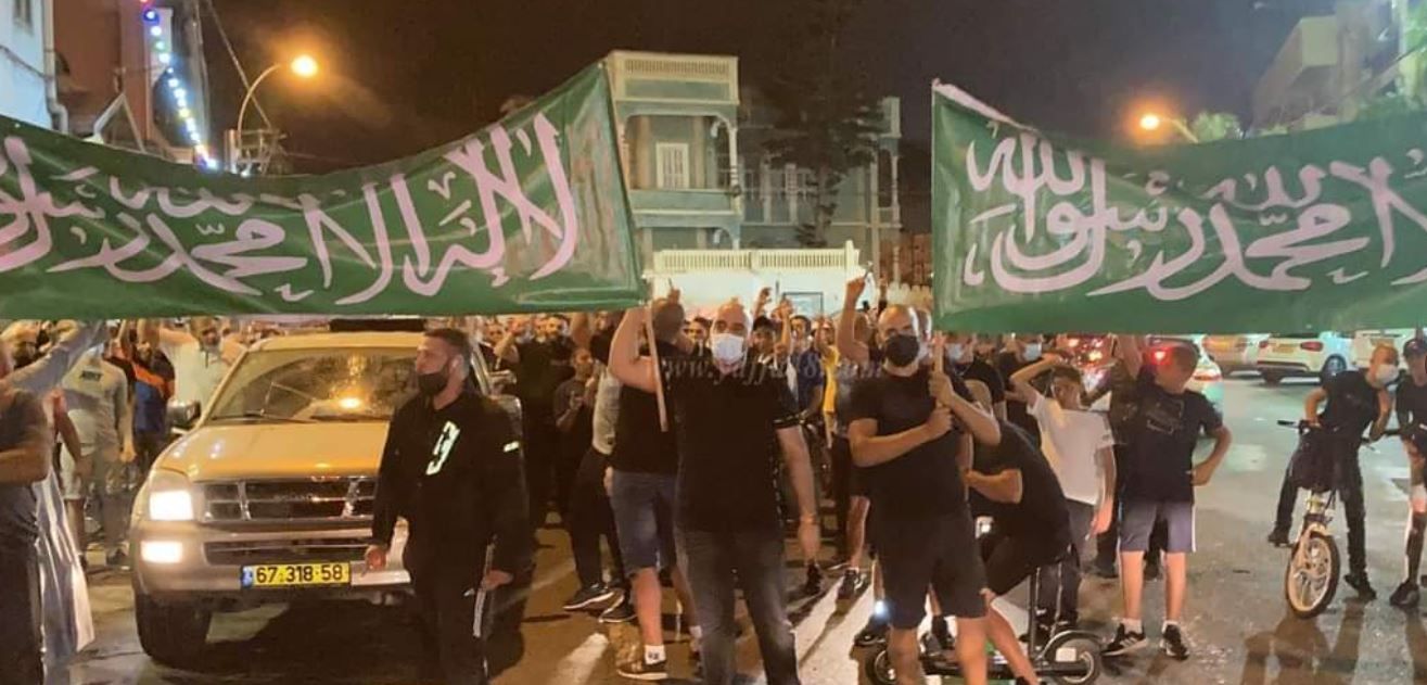 From Pakistan to Palestine, Thousands of Muslims Stage Anti-France Protests as Anger Against Prophet Cartoons Rises