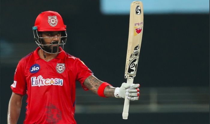 IPL 2020, KXIP vs KKR in Abu Dhabi: Predicted Playing XIs, Pitch Report, Toss Timing, Squads, Weather Forecast For Match 24