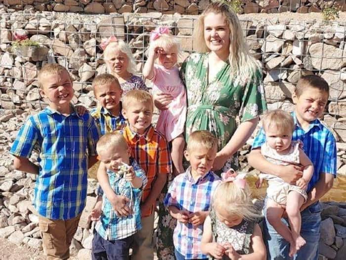 pregnancy-marathon-this-us-woman-has-given-birth-to-10-children-in-10