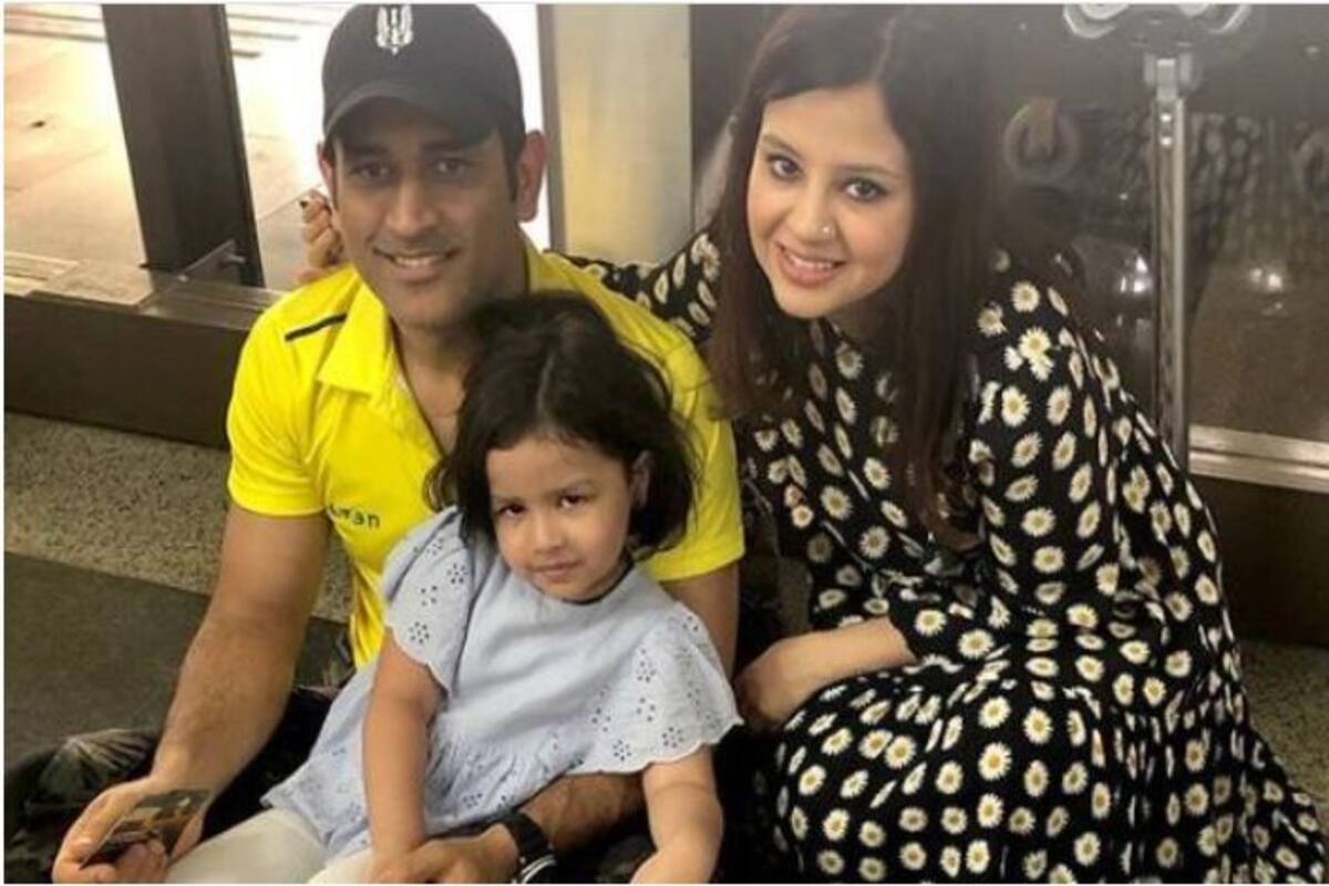 IPL 2020: आईपीएल में खराब प्रदर्शन के बाद MS Dhoni की बेटी को मिल रहे गंदे कमेंट, अभिनेत्री नगमा ने किया रिएक्ट - Ipl ms dhonis daughter ziva gets rape threats after