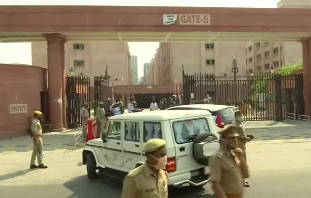Hathras Gangrape Case: Victim's Family Appears Before Allahabad High Court, Hearing Underway