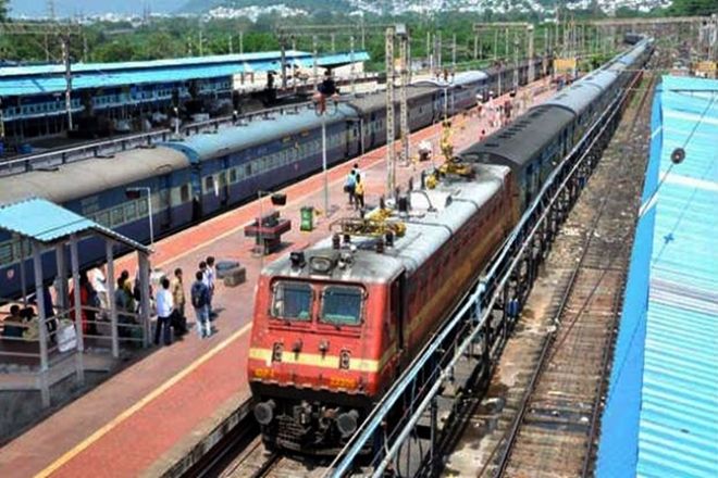 Indian Railways Planning to Scrap Waiting Lists And Run Demand-based Passenger Trains From 2024? Know Complete Truth