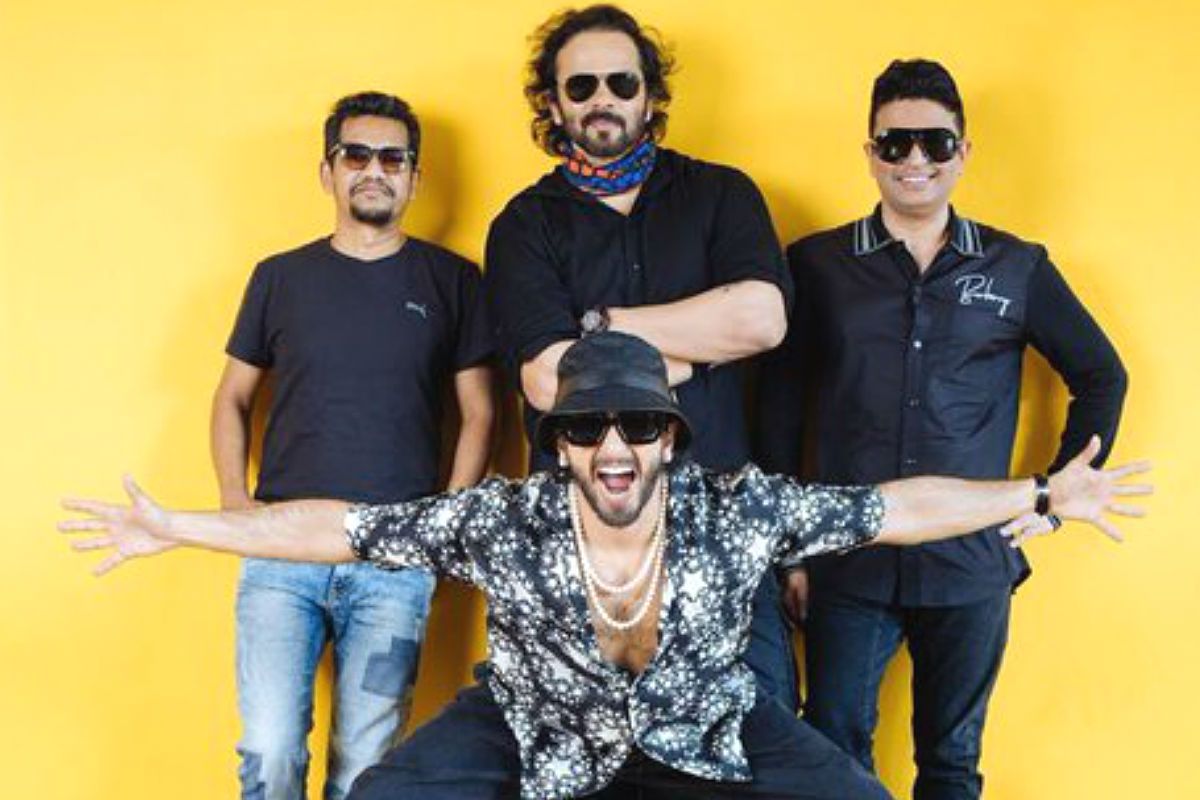 Cirkus: Ranveer Singh Gets His First Double Role in Rohit Shetty's Film, Jacqueline Fernandez And Pooja Hegde Join in