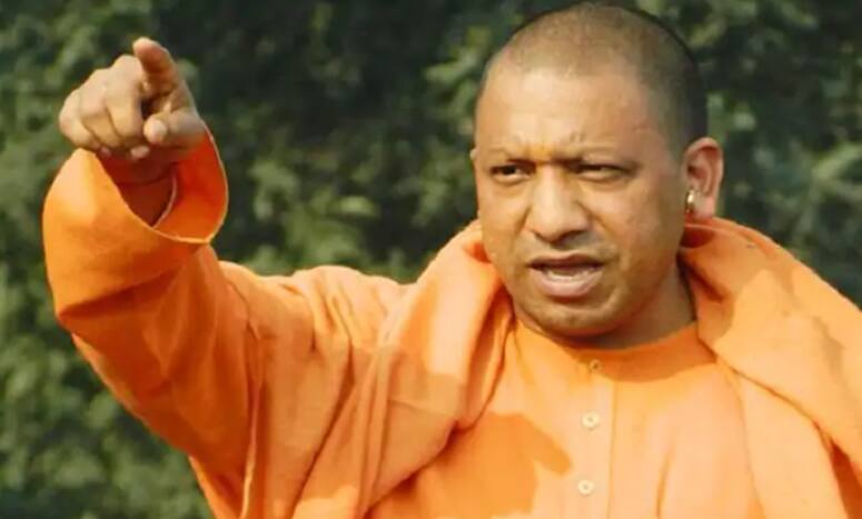 'Women Not Capable of Being Left Free or Independent': Yogi Adityanath's Old 'Anti-Women' Article Resurfaces Amid Gangrape Outrage