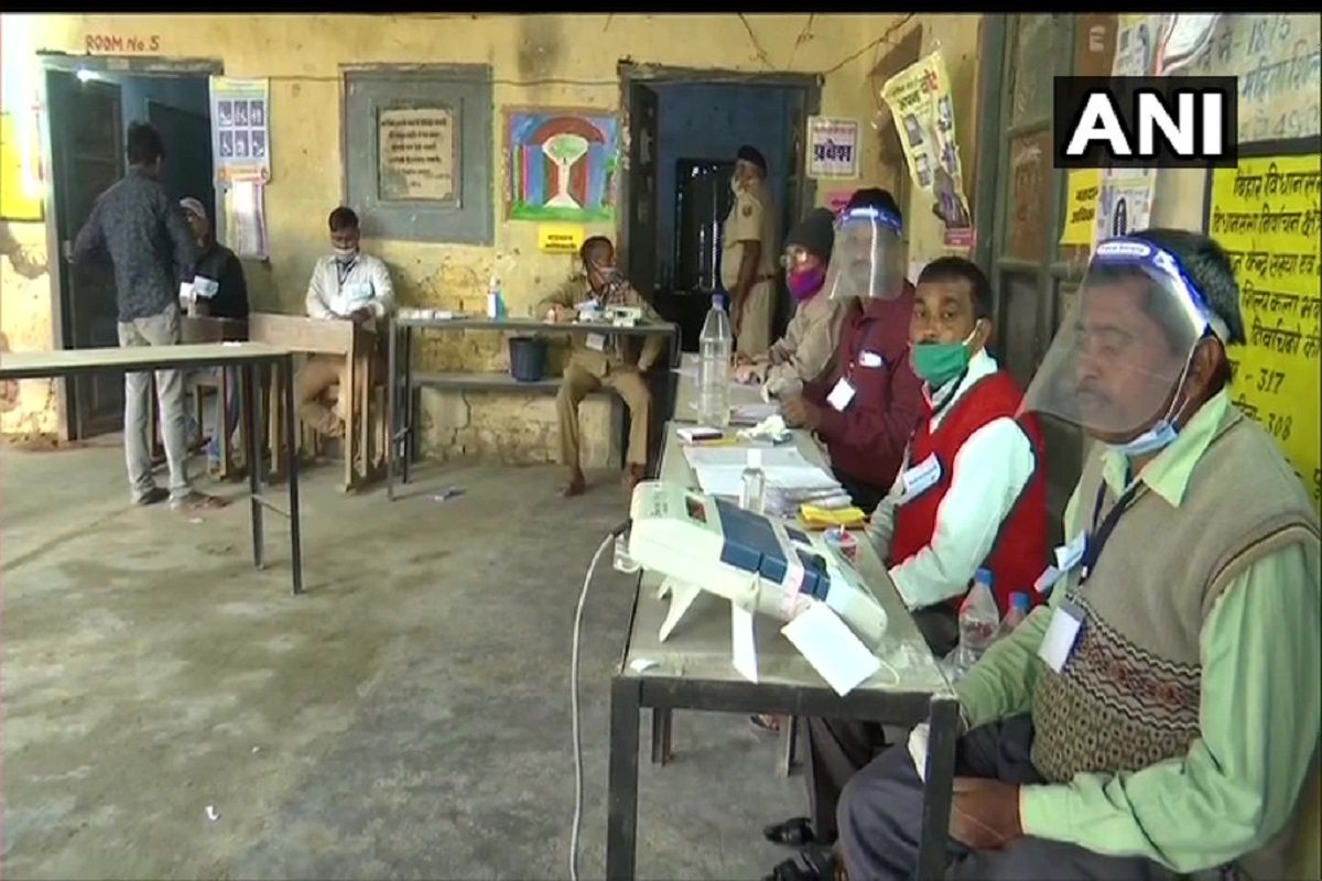Bihar Phase 3 Polling LIVE Updates: Voting Underway in 78 Assembly Seats, Modi Urges People to Vote in Large Numbers