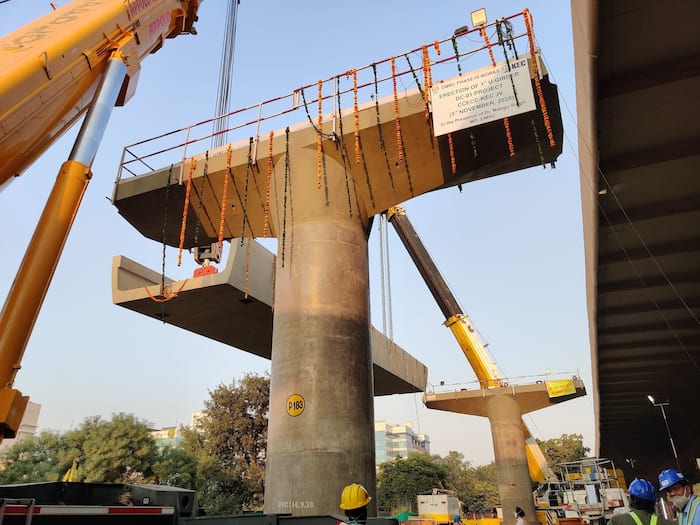 In a First, DMRC Lays U-Girder on The Janakpuri West-R K Ashram Marg in ...