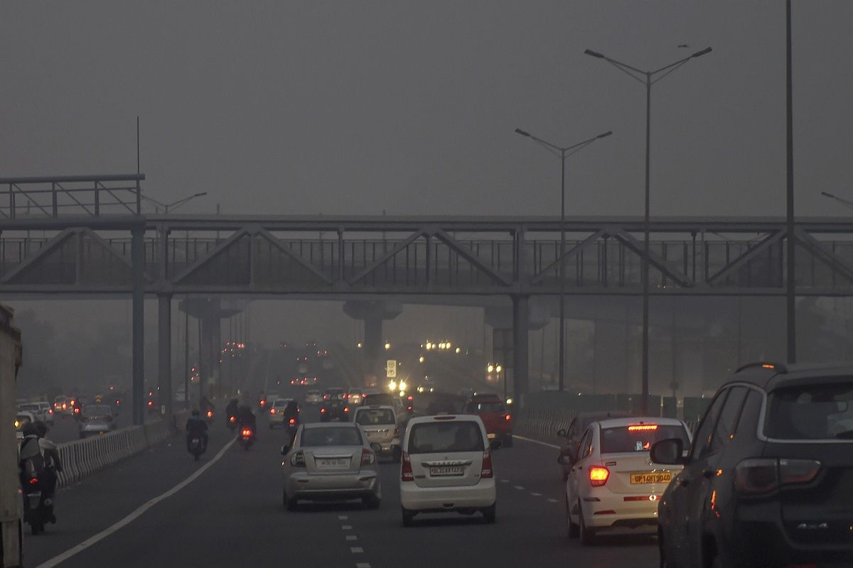 Delhi Temperature Rises a Notch Air Quality Drops to