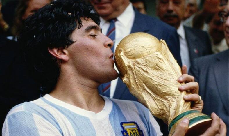 ‘rip Legend Football World In Mourning After The Death Of Argentine Icon Diego Maradona