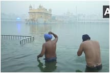 Guru Nanak Jayanti 2020: Devotees Offer Prayers at Golden Temple in Amritsar | IN PICS