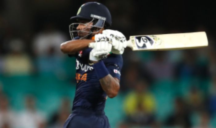 India vs Australia 2020 ODI Series: Gautam Gambhir Feels Vijay Shankar Cannot Match Hardik Pandya's Impact While Batting at No. 5 or 6 For Team India