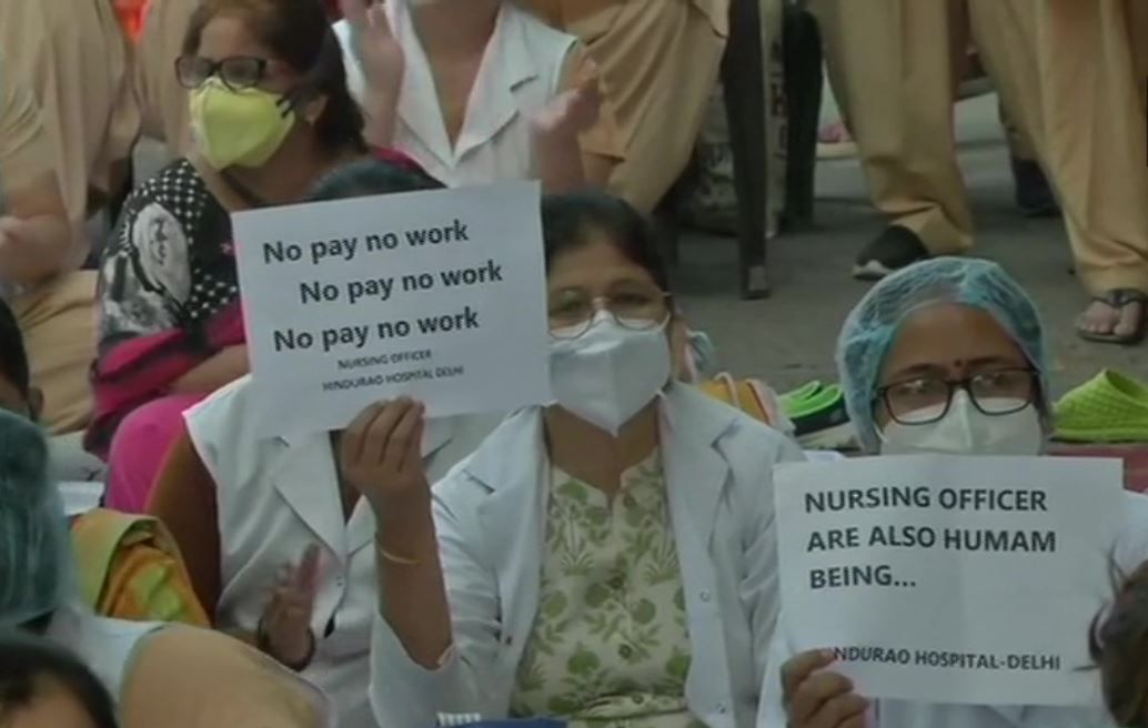 Pending Salaries: Nurses of Hindu Rao, Other North Corporation-run Hospitals Go On Indefinite Strike