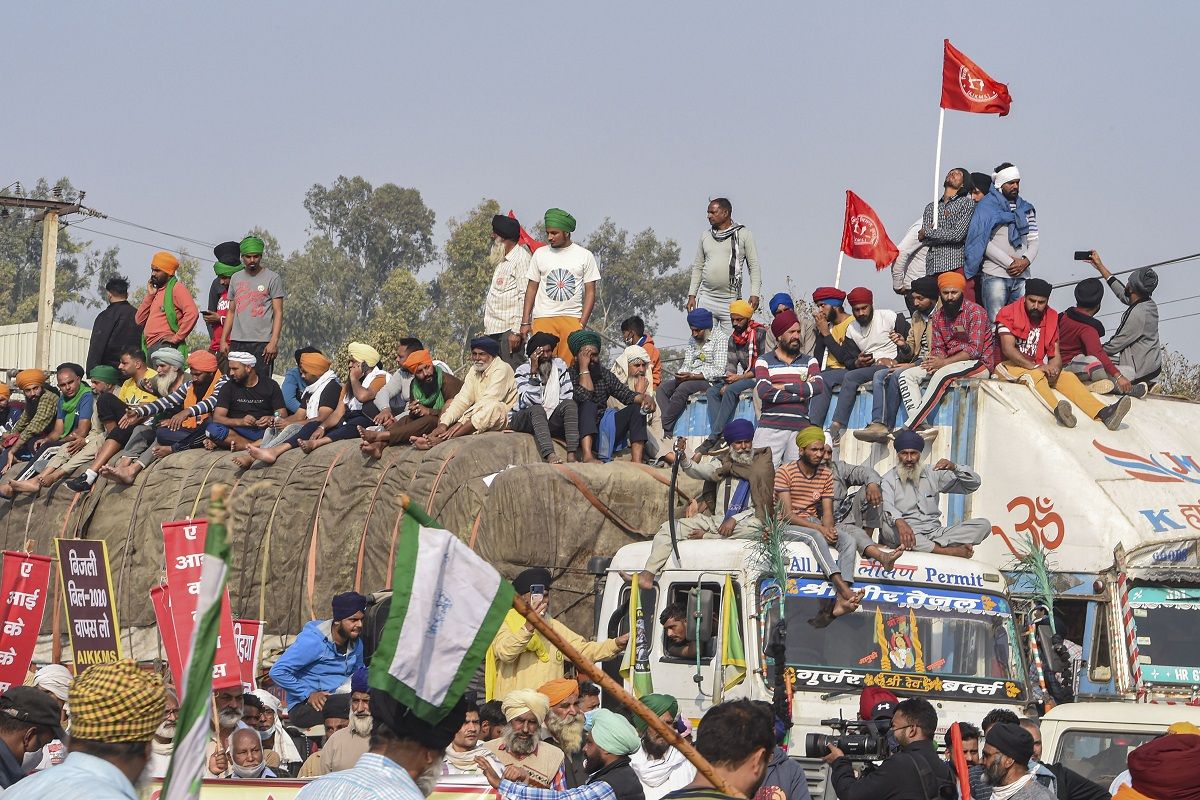 Centre Invites Protesting Farmers to Hold Talks Today Even as They Vow to Continue Agitation | 10 Points