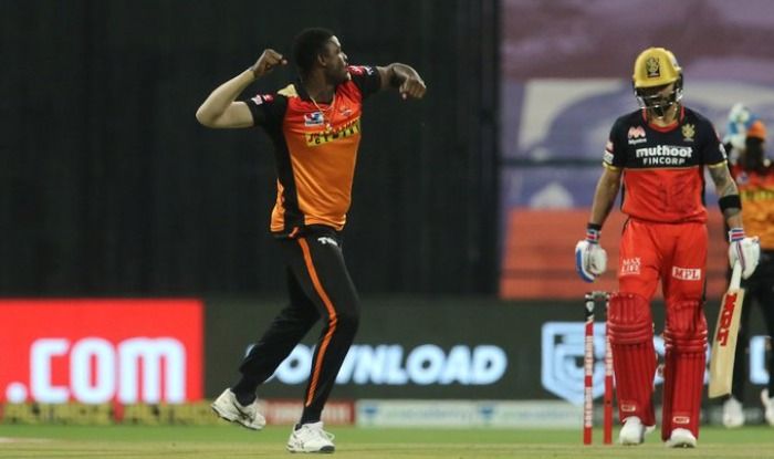 IPL 2020: Fans React on Twitter as Opener Virat Kohli Falls Cheaply in Eliminator Against SRH