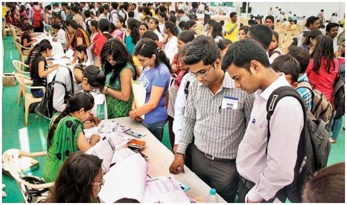 UP Mission Rojgar: यूपी सरकार 50 लाख से अधिक युवाओं को रोजगार देने का रखा लक्ष्य, इन क्षेत्रों में देगी नौकरियां, जानें क्या है पूरा प्लान