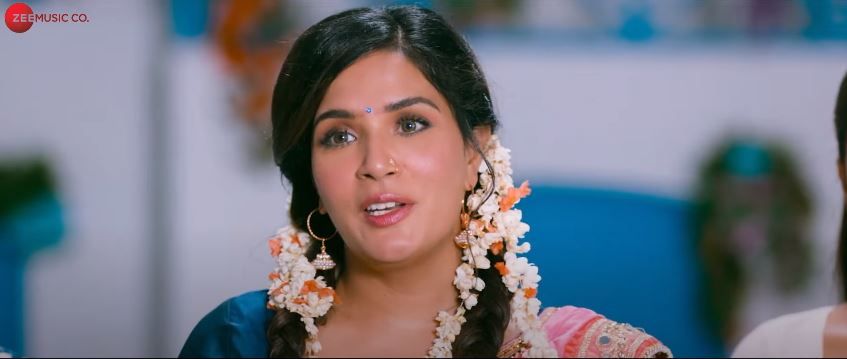 Richa Chadha in and as Shakeela