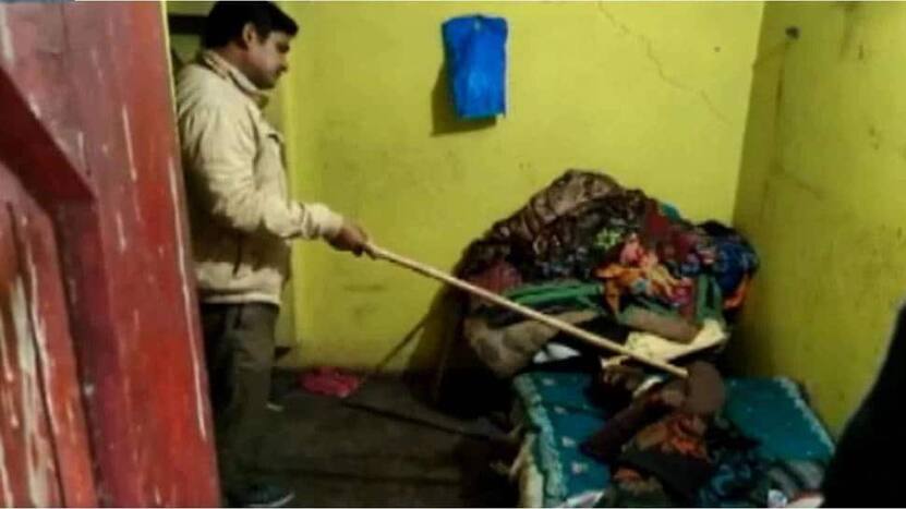 Hilarious! Thief Falls Asleep in Temple After Stealing As 'It Was Too Cold', Cops Try to Wake Him Up