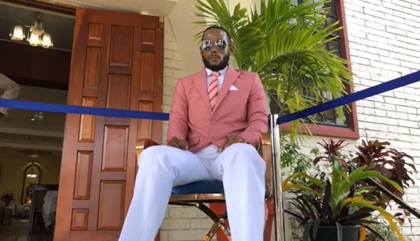 Watch Dead Man Denied Entry To His Own Funeral For Arriving On Chair And Not A Coffin India Com