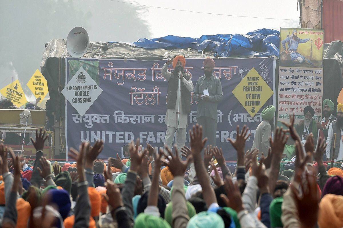 Bharat Bandh Delhi Meerut Highway Blocked For 4 Hours Transport Services Affected