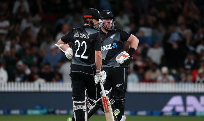 NZ vs PAK 2nd T20 Report: Tim Southee, Tim Seifert Star as New Zealand Beat Pakistan to Take Unassailable 2-0 Lead