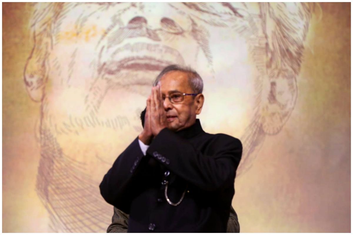 Pranab Mukherjee Book Blames Sonia Gandhi, Manmohan Singh For 2014 Poll Debacle
