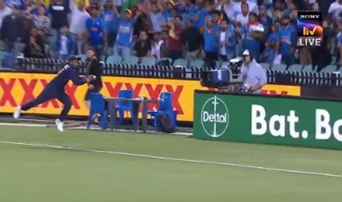 India vs Australia, 3rd T20I: Superman Sanju Samson Wows Fans With Flying Effort