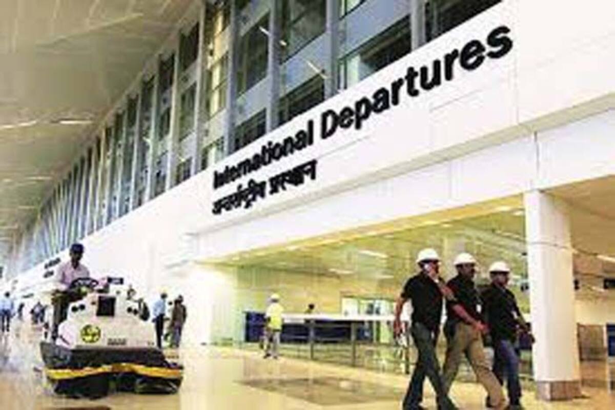 Delhi Airport Witnesses Chaos Among Passengers After Kejriwal Govt Issues Sops For Uk Travellers