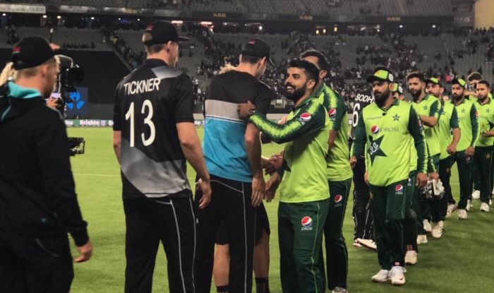 NZ vs PAK Dream11 Team Prediction 2nd T20I: Captain, Fantasy Playing Tips For Today's New Zealand vs Pakistan Match at Seddon Park, Hamilton, 11:30 AM IST December 20 Sunday