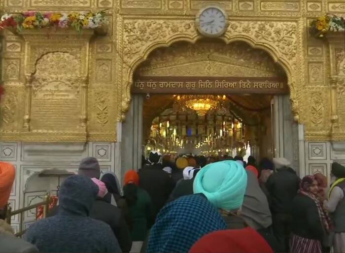 355th Prakash Purab of Sri Guru Gobind Singh Today | Know All About The 10th Guru of Sikhs, His Teachings Here