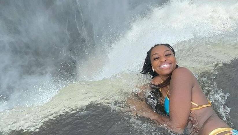Video of Model's Dangerous Bikini Shoot at Devil's Pool in Victoria Falls Goes Viral | Watch