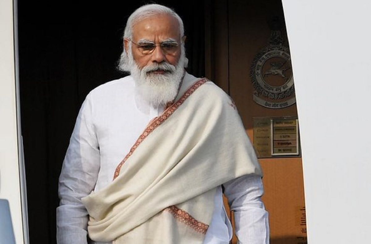 Modi in Bengal LIVE: PM Heads to Haldia to Launch Key Infra Projects, CM Mamata Likely to Skip Event