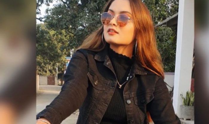 World Wide Records Introducing New face Bhojpuri Actress Neelam Giri