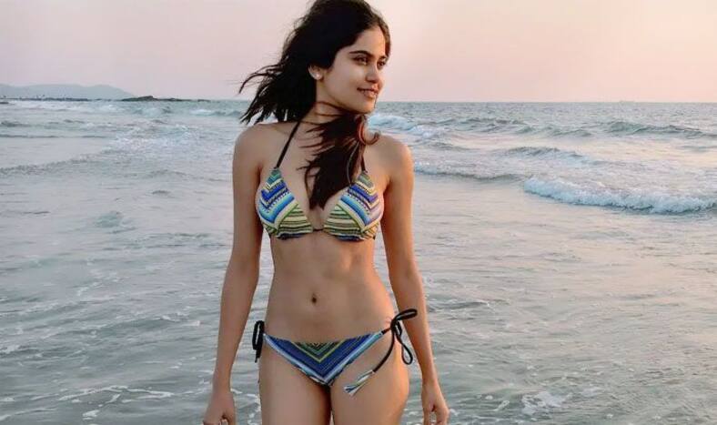 Pammi Pahalwan, Hot Pics, viral pics, kissing, pet cat, aashram 2, aditi pohankar, aditi pohankar latest photoshoot, controversial web series, Entertainment News today, Trending News today, bollywood news in hindi