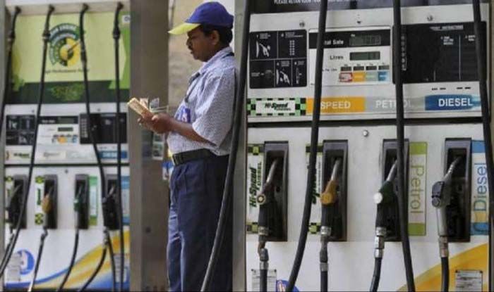Fuel Price Today: Petrol Crosses Rs 95 Per Litre in Mumbai, Nears Rs 90 in Delhi