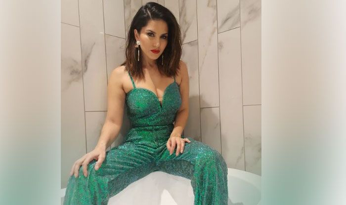 Sunny Leone, hot pics, sunny leone hot pics, photoshoot in Bathtub, gorgeous photos, Entertainment News today, Trending News today, bollywood news in hindi