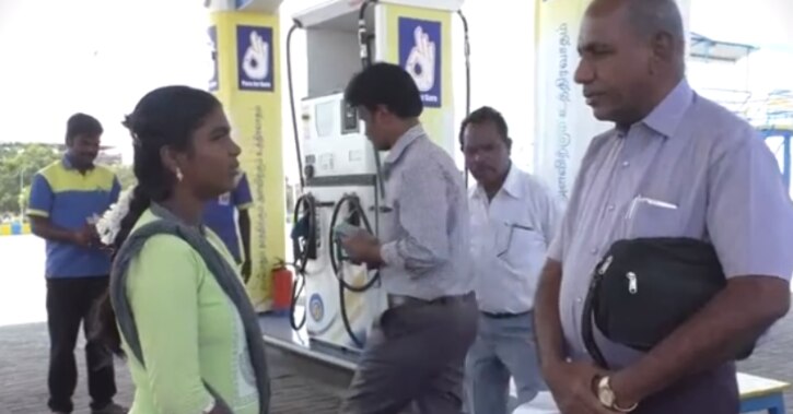 Free Petrol in Tamil Nadu: Petrol Pump Offers Free Fuel For Children Who Recite Thiruvalluvar's Couplets