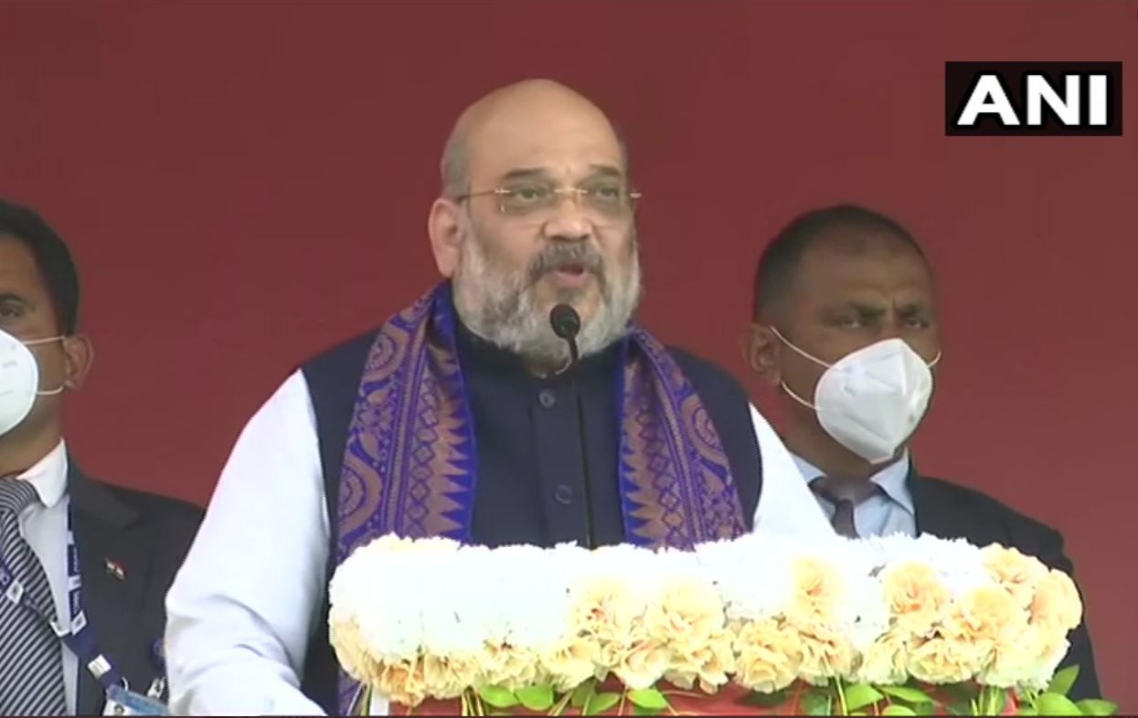 BJP's 'Parivartan Yatra' to End Corruption by Bua-Bhatija: Amit Shah Attacks Mamata Banerjee in Coochbehar Rally