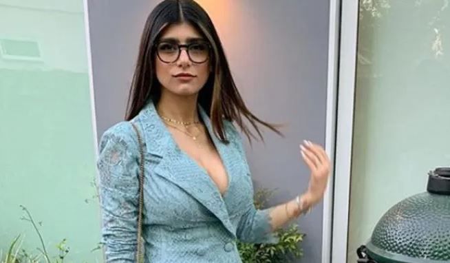 Nayanthara Xxnx - Mia Khalifa Gives a Shoutout to Pakistan After Her TikTok Gets Banned  Without Any Official Reason