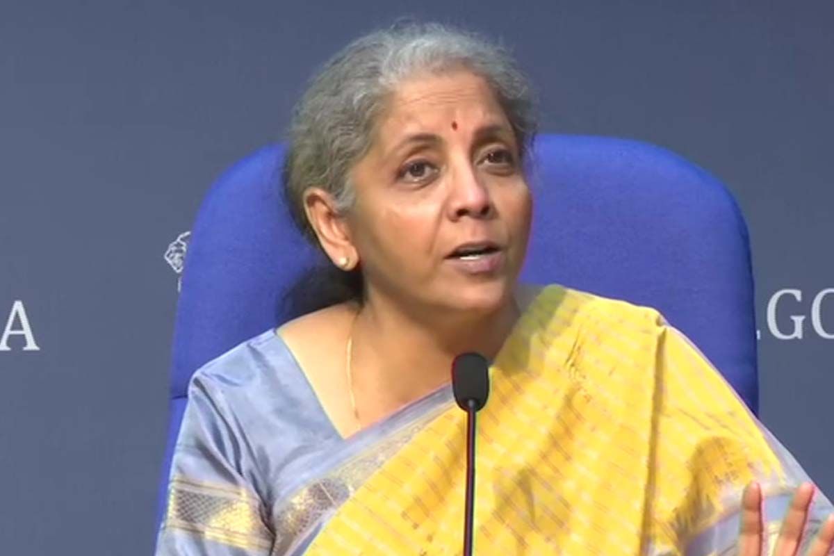 Centre Lifts Embargo on Grant of Govt Businesses to Private Banks