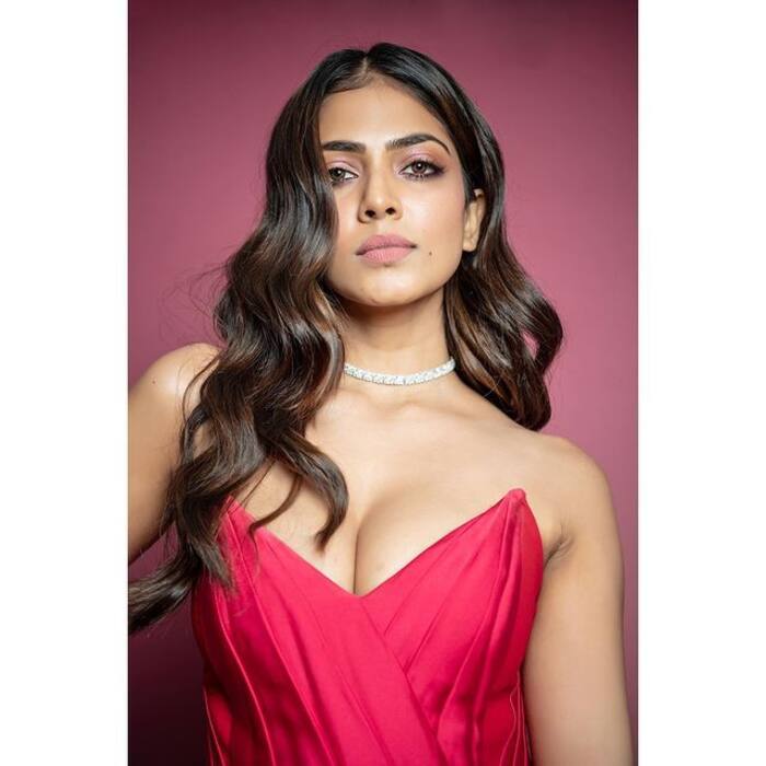Malavika Mohanan red dress