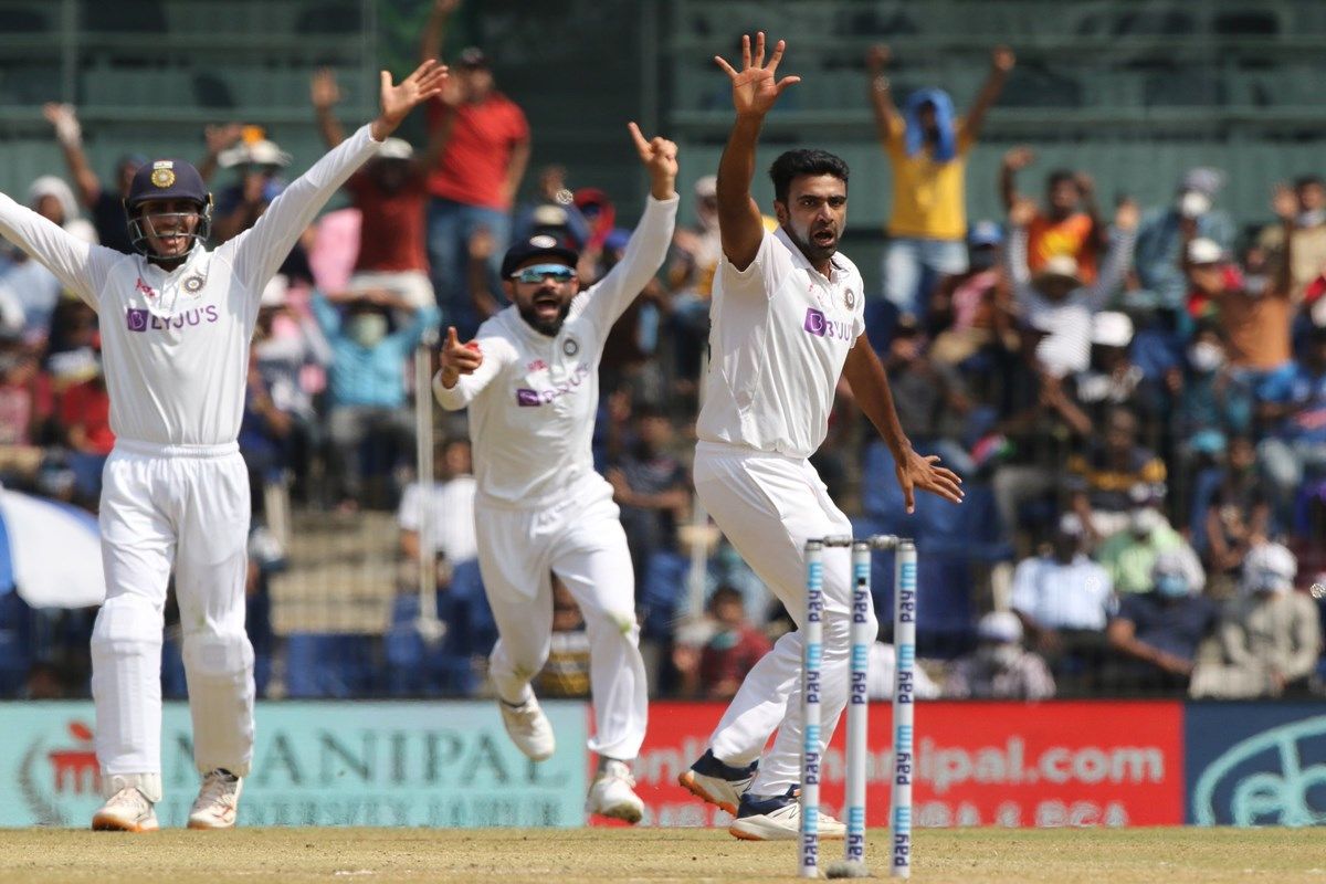 Twitter Reaction: Ravchandran Ashwin Receives Praise From Fans For His Record Breaking 29th Five-Wicket Haul Against England in Chennai During 2nd Test