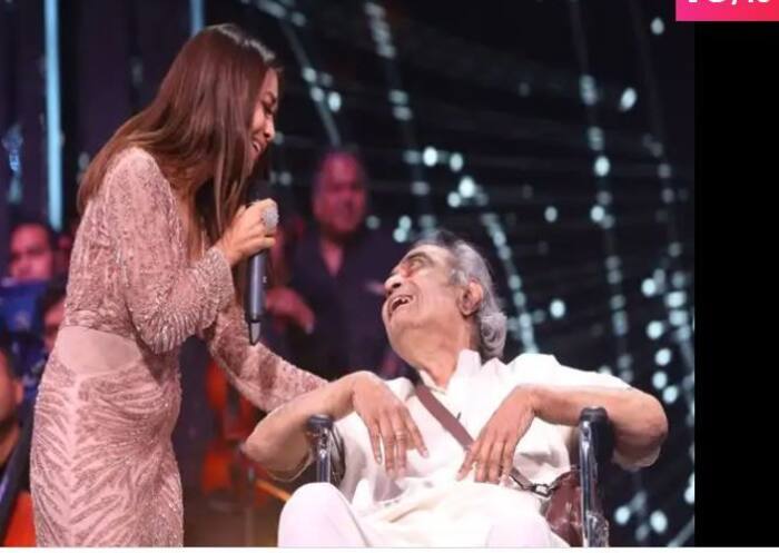 Neha Kakkar Said 'I am Your Granddaughter', Santosh Anand Speaks on Taking Money on Indian Idol 12
