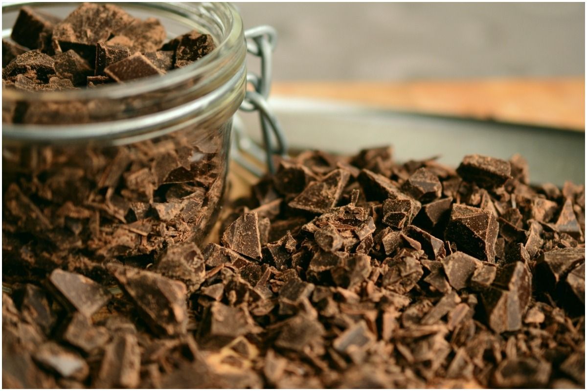 Benefits of Chocolates: 5 Reasons Why You Should Nibble on Some Chocolates, Now!