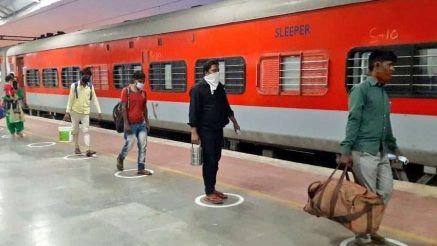 Indian Railway Holi Special Trains: होली से पहले रेलवे का यात्रियों को  तोहफा, 8 जोड़ी स्पेशल ट्रेनों का होगा परिचालन - Indian railway holi special  trains holi special train for special route