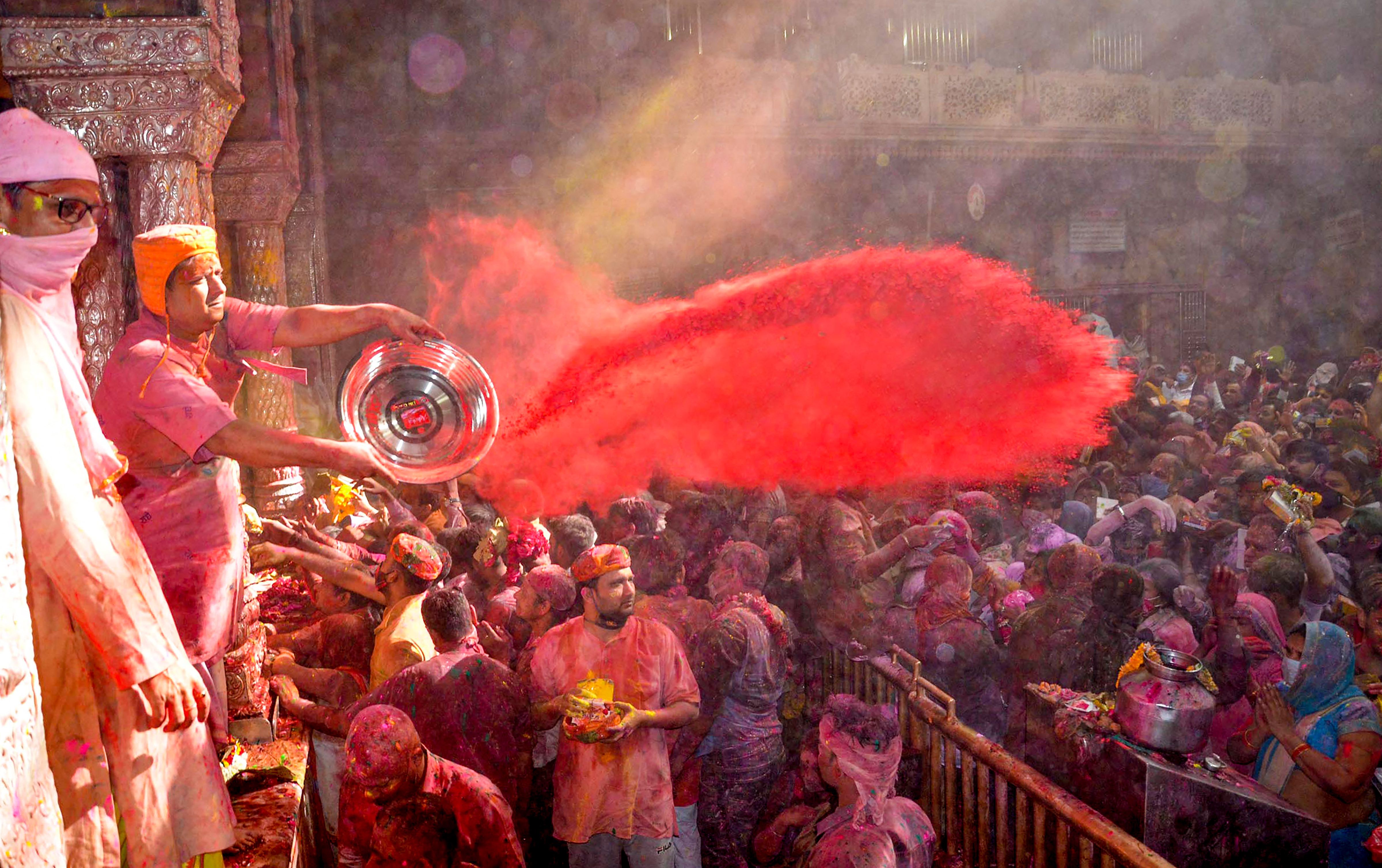 holi festival vrindavan