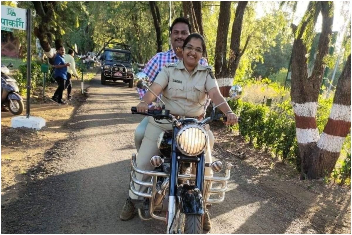 Maharashtra's 'Lady Singham' Found Dead, Suicide Note Alleges Sexual Harassment & Torture by IFS Officer