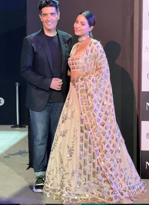 Hina Khan Grabs Eyeballs as She Steps at Manish Malhotra's Lakme ...